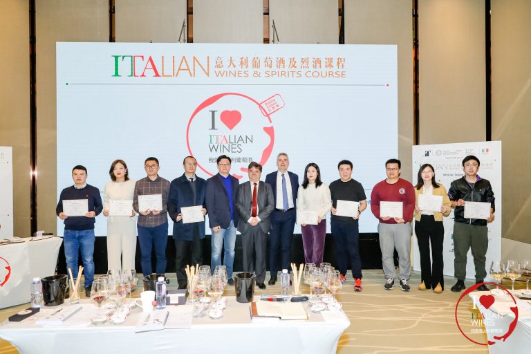 mmexport1679373029943