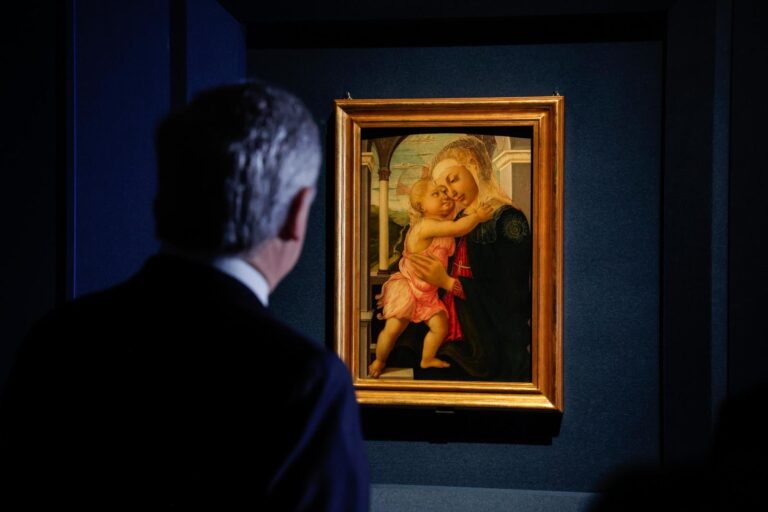 6837feb5-c02d-4d27-bcff-0bdea4478a41