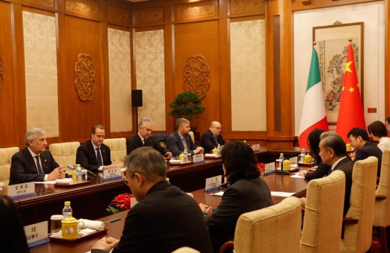 b3e412cc-444b-424a-9d2a-99adaa3c3616