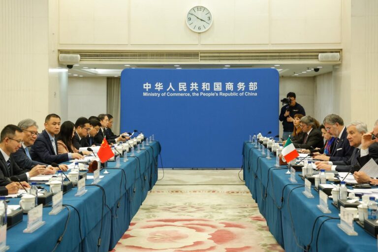 c14a8fb4-e155-4a16-8b22-7bd523297263